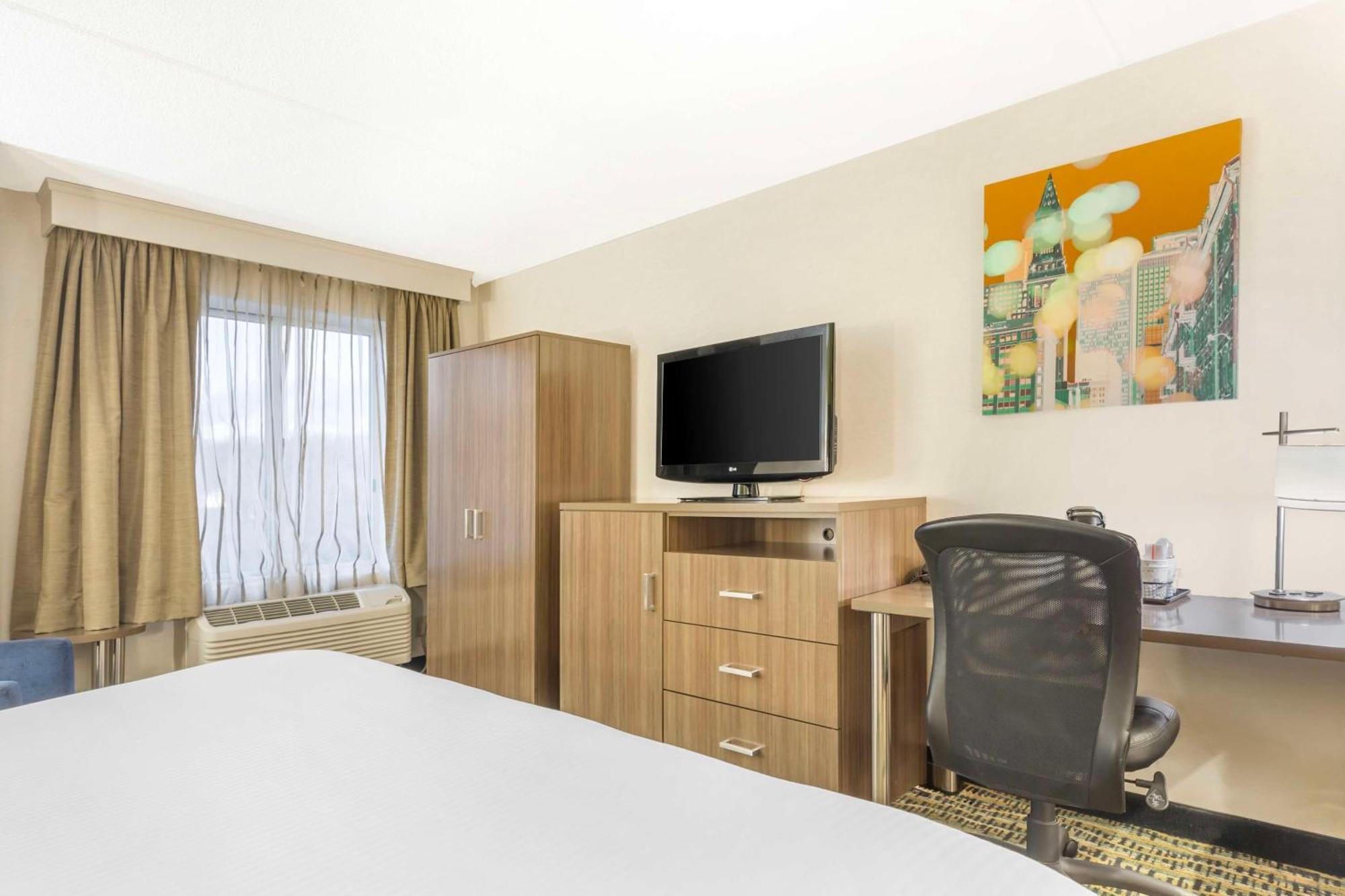 Best Western Plus New Englander Woburn Exterior foto